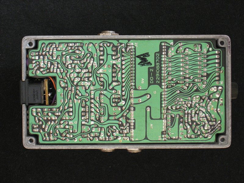 StompBoxZone • View topic - DD-5 : the lost BOSS Digital Delay?